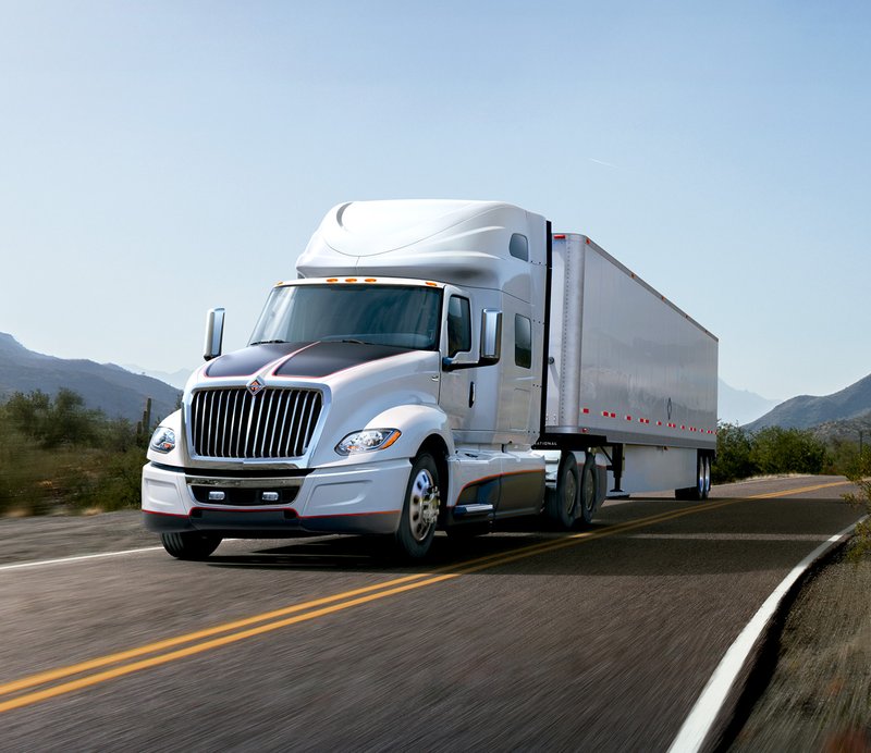 ¿CÓMO ELEGIR EL CAMIÓN PERFECTO PARA TU CARGA?