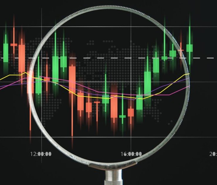 Análisis de la Competencia y sus Estrategias para Dealers de Camiones de Carga Pesada