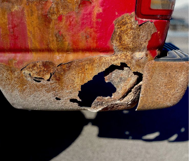 Cómo Manejar la Corrosión en Camiones de Carga Pesada