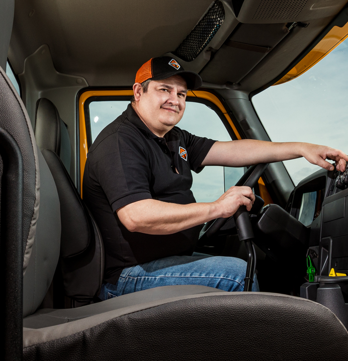 Juan Rueda acción con palanca_