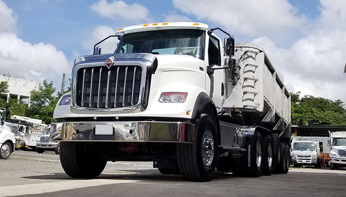 {{ video.image.default_alt_text }}