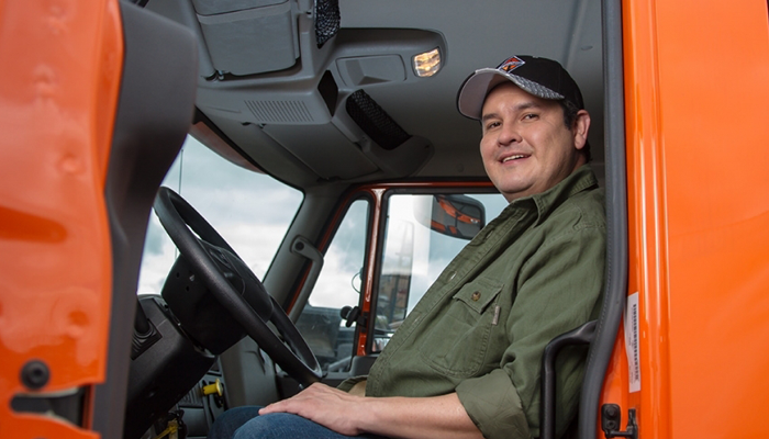 {{ video.image.default_alt_text }}