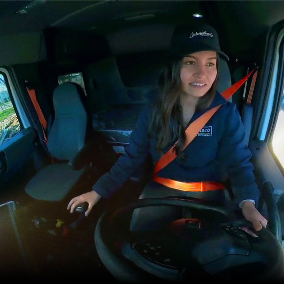 Tips para organizar el espacio en la cabina del camión