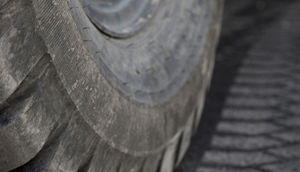 {{ video.image.default_alt_text }}